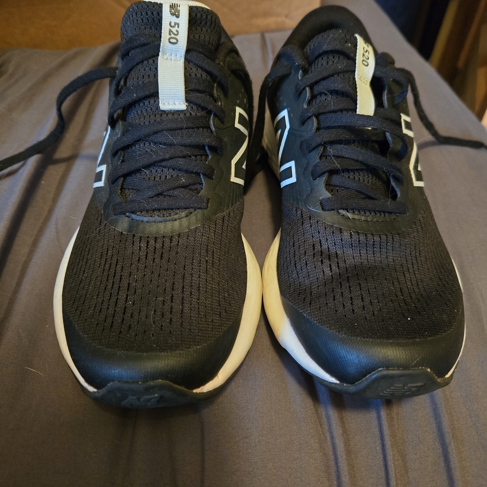 New Balance Womans's Black and White Athletic Shoes